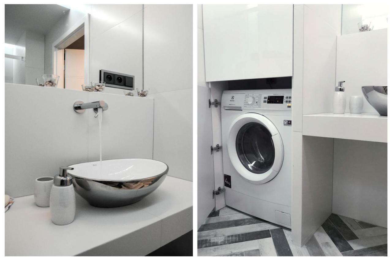 Your Private 5-Star Home In Katowice # 5-Minute Walk To Spodek, 10 Minutes To City Center Ngoại thất bức ảnh